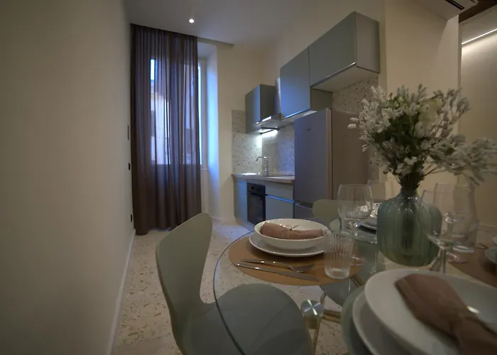 Venetia Charme-rome Termini Luxury Apartment *