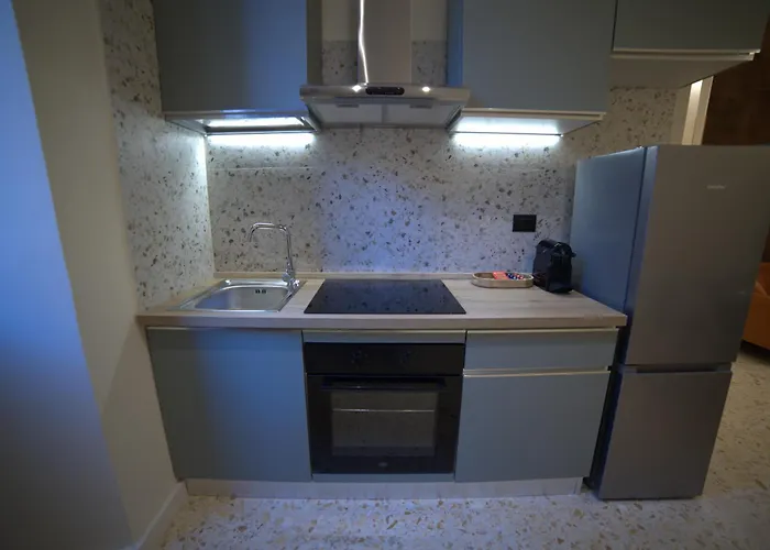 Venetia Charme-rome Termini Luxury Apartment